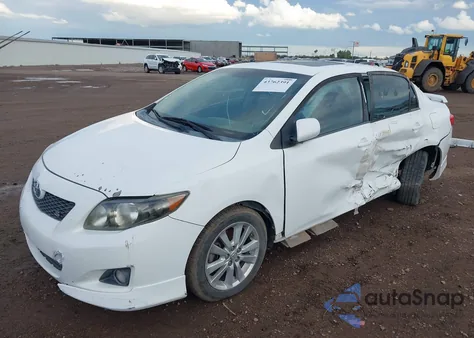 2010 Toyota Corolla S из США, поврежденный, VIN 2T1BU4EE5AC451327